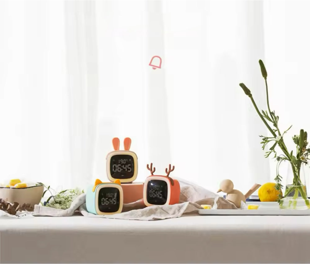 Детски будилник с подсветка