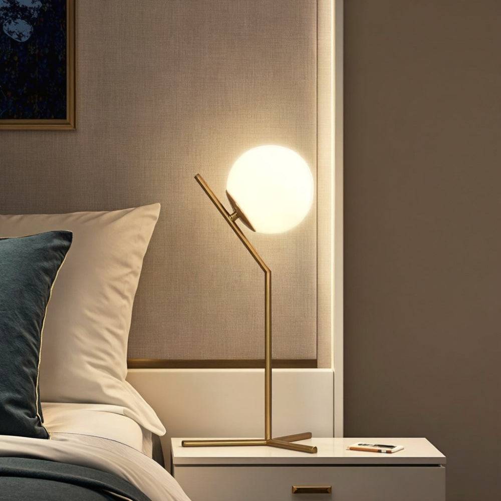 Дизайнерска настолна лампа Alaris, стъкло, метал